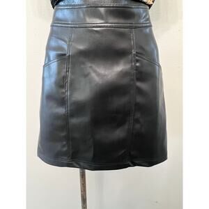 H&M Faux Leather Skirt Women’s Sz 8  Pockets Punk Rock Goth Streetwear Concerts